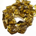 25pcs Olive twisted Diamond shape Crystal Glass Beads in size approximately 18x16mm