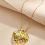 Elegant Minimalist Gold Chain Necklace for Women – Lightweight Everyday Pendant Jewelry